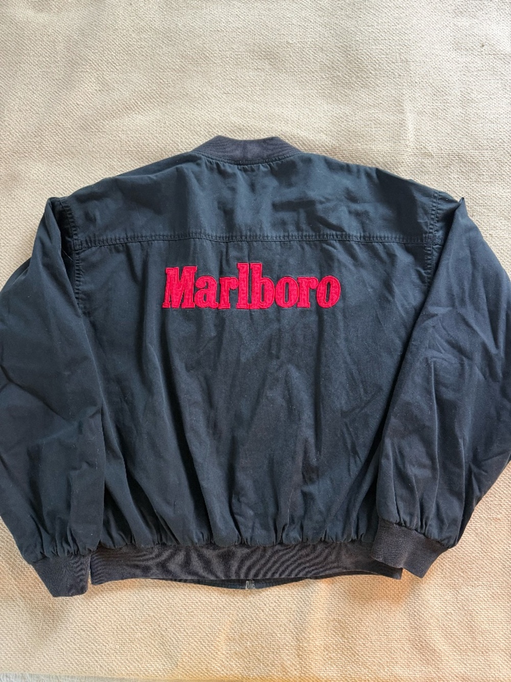 Vintage 90s Marlboro Country Store Reversible Bomber Jacket Mens Large Red Black